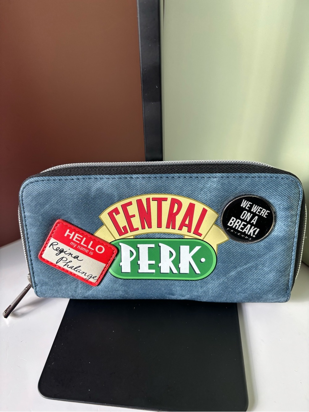 FRIENDS Central Perk Denim Zip Wallet - Blue